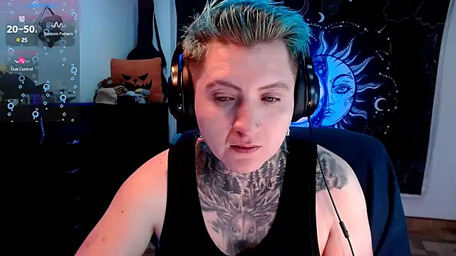 Marieblueeyes online show from 02-15-25, 03:42