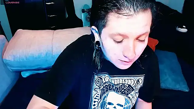 Marieblueeyes online show from 10-06-25, 03:15