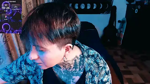 Marieblueeyes online show from 10-24-25, 11:56