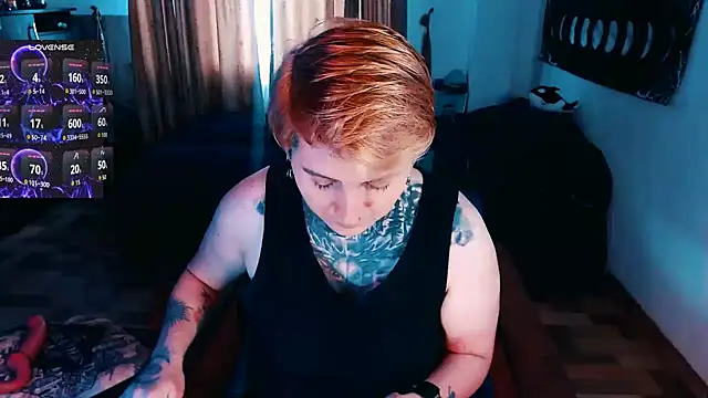 Marieblueeyes online show from 11-21-25, 02:05