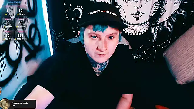 Marieblueeyes online show from 04-28-26, 03:22