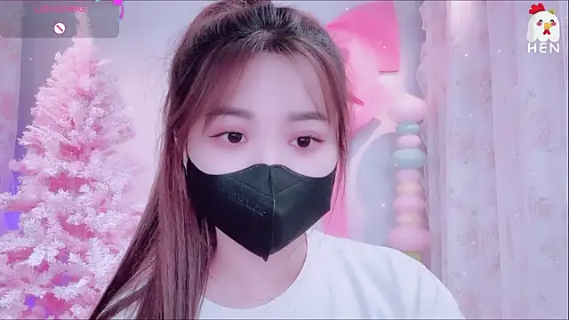 Snapshot of hen237 chatting on 11-14-25, 06:01 hen237 online show from 11-14-25, 06:01