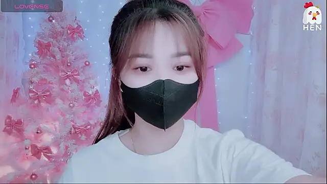 Snapshot of hen237 chatting on 12-05-25, 04:58 hen237 online show from 12-05-25, 04:58