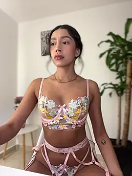 Snapshot of SelenaStone chatting on 01-08-26, 10:56 SelenaStone online show from 01-08-26, 10:56