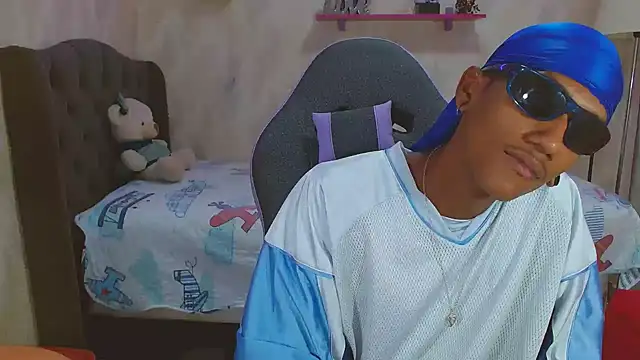 ManSant online show from 03-03-25, 03:20