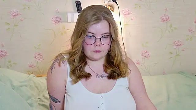 sinnamon  online show from 03-10-26, 02:33