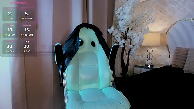 KatalinaMillan online show from 09-30-25, 04:39