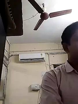 Snapshot of rajlocal chatting on 12-17-24, 08:23 rajlocal online show from 12-17-24, 08:23