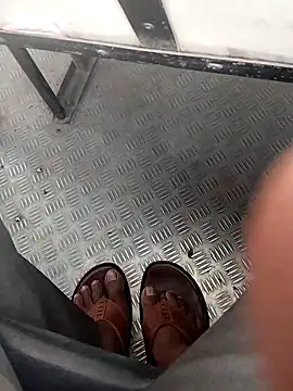 Snapshot of rajlocal chatting on 12-31-24, 10:37 rajlocal online show from 12-31-24, 10:37