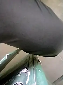 Snapshot of rajlocal chatting on 01-04-25, 12:49 rajlocal online show from 01-04-25, 12:49