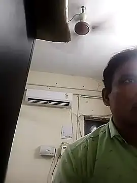 Snapshot of rajlocal chatting on 02-10-25, 12:18 rajlocal online show from 02-10-25, 12:18