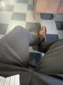 Snapshot of rajlocal chatting on 02-15-25, 09:05 rajlocal online show from 02-15-25, 09:05