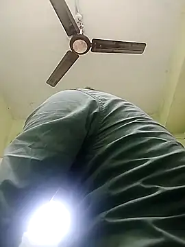 Snapshot of rajlocal chatting on 03-18-25, 09:31 rajlocal online show from 03-18-25, 09:31