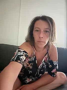 Oriane Jackson online show from 07-17-26, 10:33