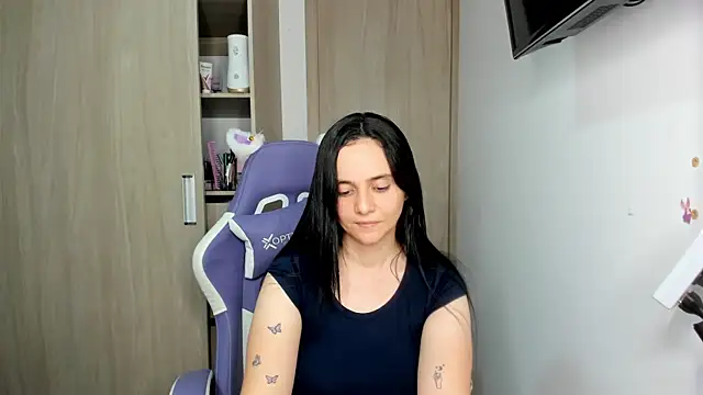 lucia s1 online show from 07-21-26, 12:24
