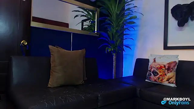 Snapshot of Markboyl chatting on 12-28-24, 12:56 Markboyl online show from 12-28-24, 12:56