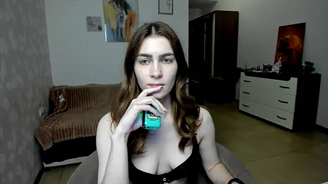 Snapshot of KaraWill chatting on 06-05-26, 07:08 KaraWill online show from 06-05-26, 07:08