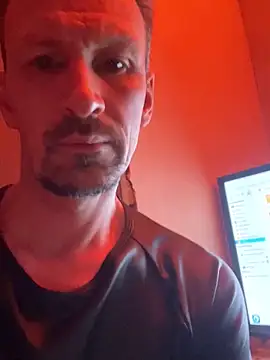 Snapshot of Jottard chatting on 04-06-26, 04:32 Jottard online show from 04-06-26, 04:32