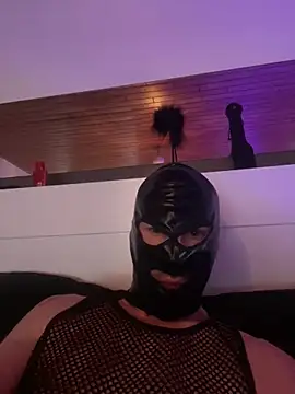 Snapshot of Jottard chatting on 04-08-26, 07:41 Jottard online show from 04-08-26, 07:41