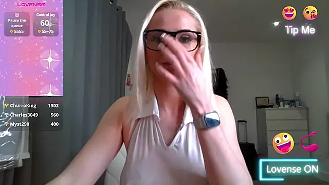 Snapshot of chelseablonde chatting on 01-31-25, 12:39 chelseablonde online show from 01-31-25, 12:39