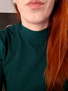Snapshot of clara-francaise chatting on 05-16-26, 07:01 clara-francaise online show from 05-16-26, 07:01