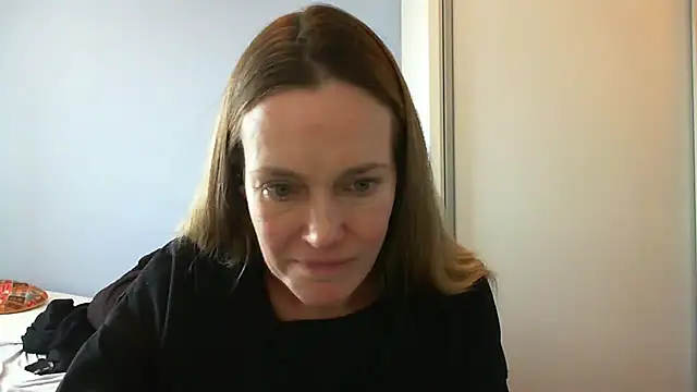 Snapshot of Annylove1 chatting on 09-29-25, 04:01 Annylove1 online show from 09-29-25, 04:01