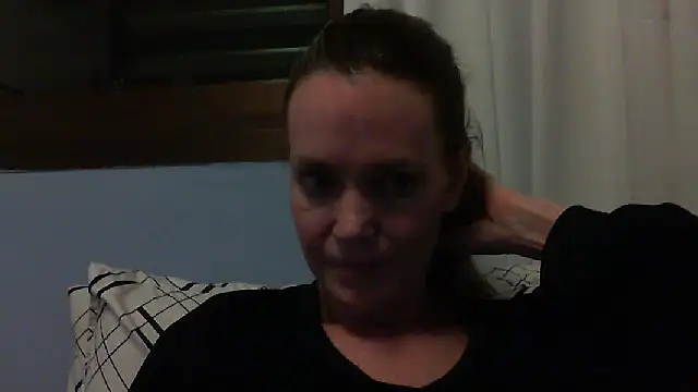 Snapshot of Annylove1 chatting on 10-03-25, 12:29 Annylove1 online show from 10-03-25, 12:29