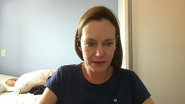 Snapshot of Annylove1 chatting on 10-06-25, 03:53 Annylove1 online show from 10-06-25, 03:53