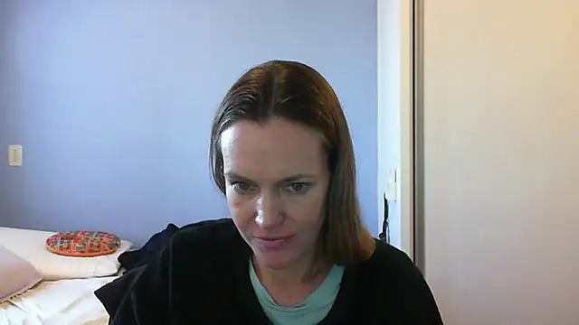 Snapshot of Annylove1 chatting on 10-14-25, 10:49 Annylove1 online show from 10-14-25, 10:49
