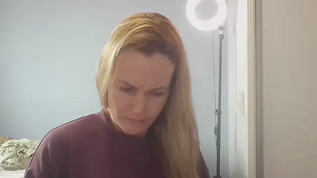 Annylove1 online show from 07-30-26, 12:15