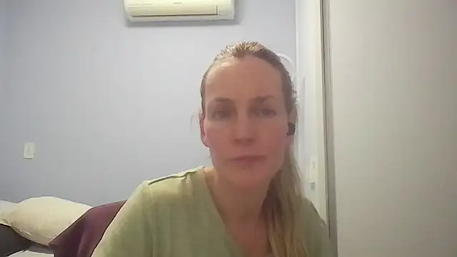 Annylove1 online show from 08-03-26, 12:20