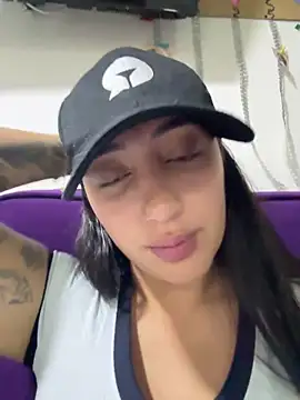 Hannahoff online show from 03-03-25, 11:03