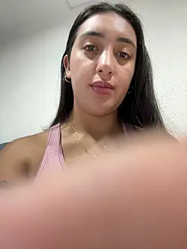 Hannahoff online show from 03-10-26, 01:10