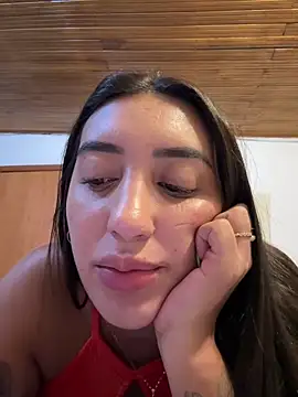 Hannahoff online show from 05-10-26, 04:17