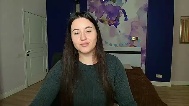 Snapshot of Roxie_Bradley chatting on 12-11-24, 07:09 Roxie Bradley online show from 12-11-24, 07:09