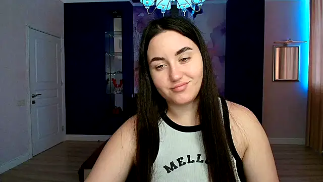 Snapshot of Roxie_Bradley chatting on 01-13-25, 10:14 Roxie Bradley online show from 01-13-25, 10:14