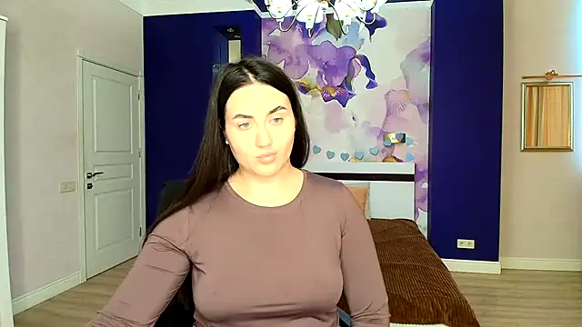 Snapshot of Roxie_Bradley chatting on 01-14-25, 06:56 Roxie Bradley online show from 01-14-25, 06:56
