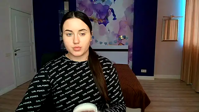 Snapshot of Roxie_Bradley chatting on 01-31-25, 10:52 Roxie Bradley online show from 01-31-25, 10:52