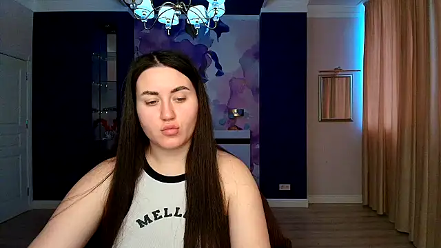 Snapshot of Roxie_Bradley chatting on 02-07-25, 07:29 Roxie Bradley online show from 02-07-25, 07:29