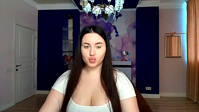 Snapshot of Roxie_Bradley chatting on 03-04-25, 06:47 Roxie Bradley online show from 03-04-25, 06:47