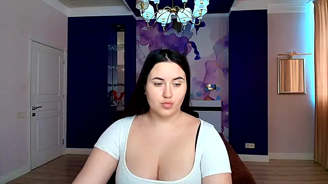 Snapshot of Roxie_Bradley chatting on 03-04-25, 10:24 Roxie Bradley online show from 03-04-25, 10:24