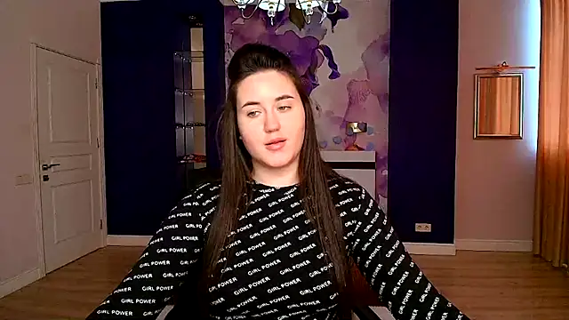 Snapshot of Roxie_Bradley chatting on 03-15-25, 08:15 Roxie Bradley online show from 03-15-25, 08:15