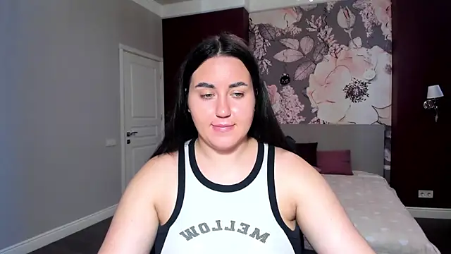 Snapshot of Roxie_Bradley chatting on 09-09-25, 05:51 Roxie Bradley online show from 09-09-25, 05:51