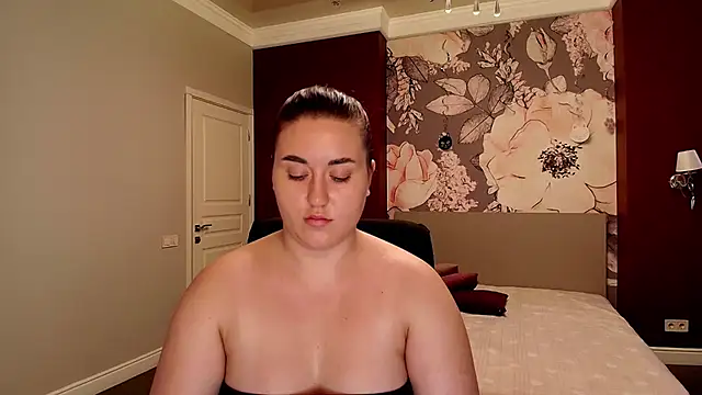 Snapshot of Roxie_Bradley chatting on 10-03-25, 05:48 Roxie Bradley online show from 10-03-25, 05:48