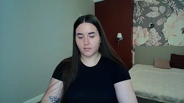 Roxie Bradley online show from 08-03-26, 05:39