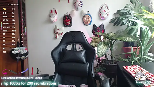 Snapshot of cat_salo chatting on 09-19-25, 12:28 cat salo online show from 09-19-25, 12:28