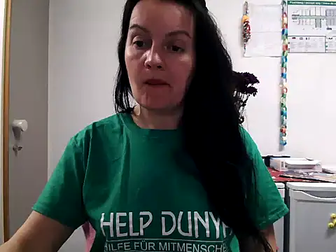 LoveNBloom online show from 03-04-25, 06:18