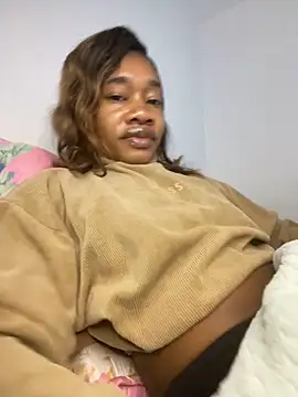  yisela  online show from 10-22-25, 08:30