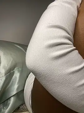  yisela  online show from 03-19-26, 12:25