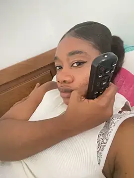  yisela  online show from 04-23-26, 08:33